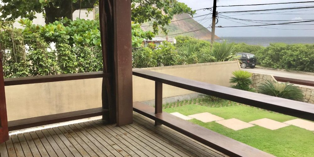 05D01D7A-415E-46B7-AE94-7E05693DD7BC