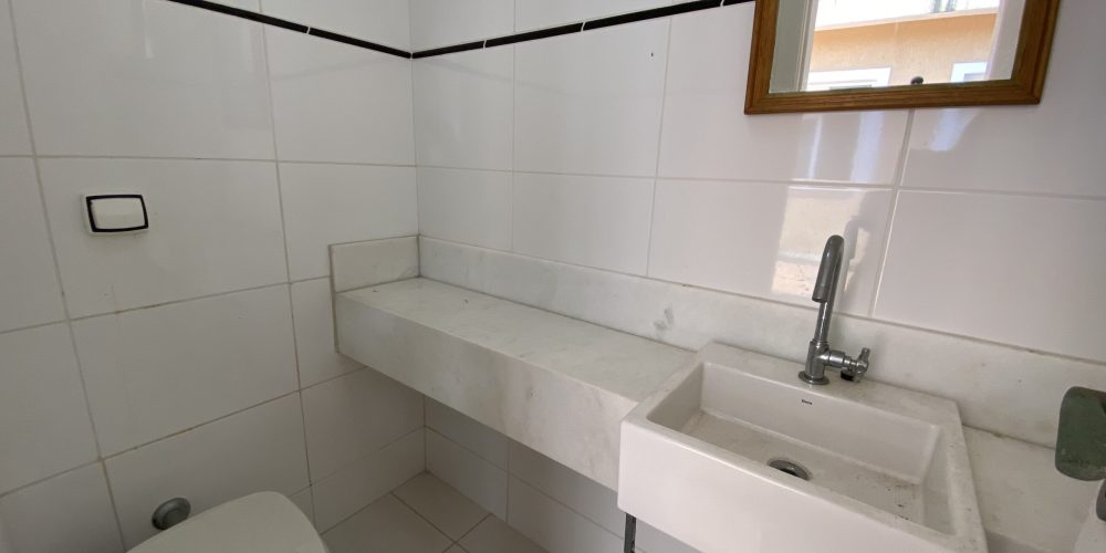 149CC23D-5204-4993-A81B-CE3034A80E5D