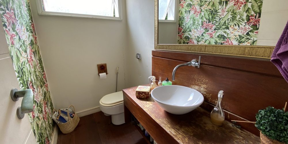 16C690E6-1BD8-49B6-9B12-45343163467A