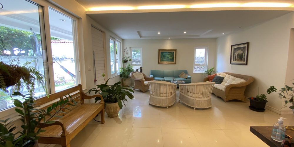 6295A0D2-CE32-4C09-BEA3-9803EDC2B9D1