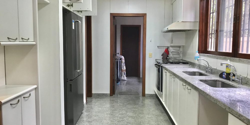 69B4F019-22DA-43B4-BC72-FA5C7B251B29