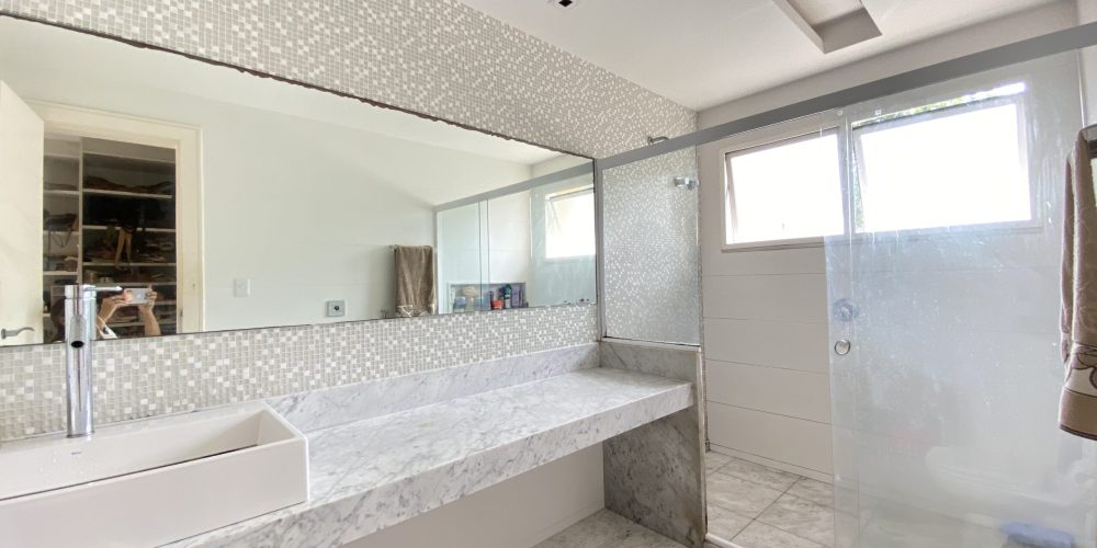 73E62BB8-AF96-467F-8177-5C5B199C2FCF