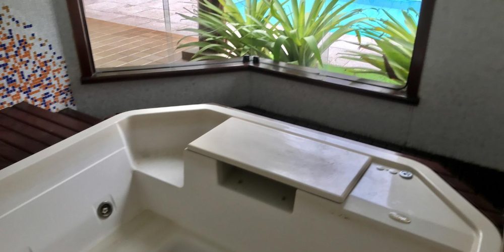 7601E805-5175-4AB1-A076-548E3D90AA96