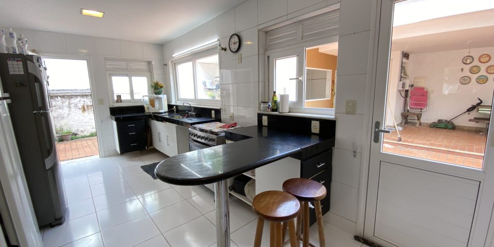 A63A15B0-405A-4DDE-96AA-E5F9AE614D38