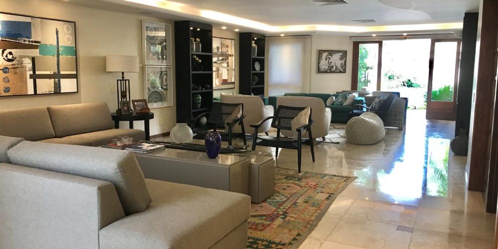 A7EB0CA2-C436-4509-9C72-48CBFB0AEAED