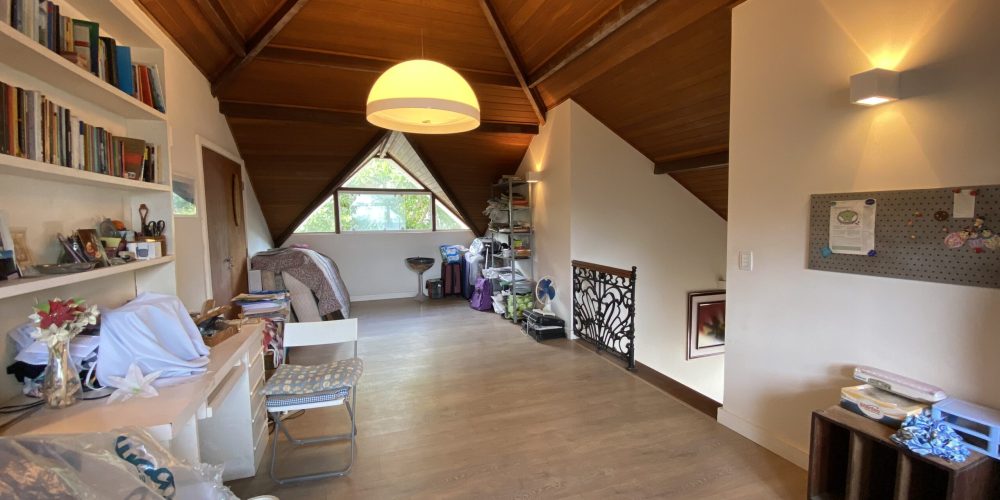 DC889C27-FB8C-4404-B16D-001404048C1A